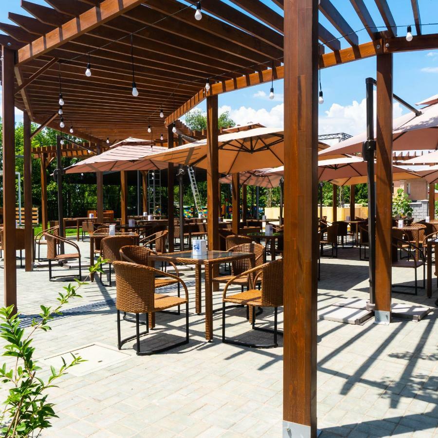 Alpen Park Shymkent Exterior foto